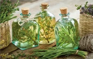 تصویر 2 از عرق خار مریم افشار با فرآوری سنتی و طبیعی